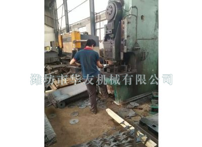 點擊查看詳細信息<br>標題：華友機械車間一角 閱讀次數：9091