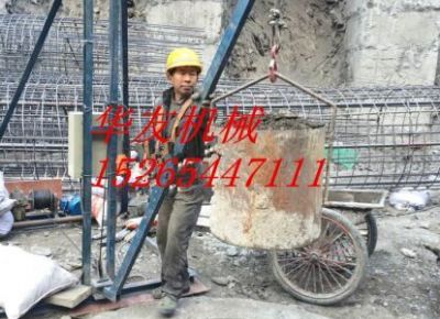 點擊查看詳細信息<br>標題：華友機械建筑 挖樁 打井用小吊機 閱讀次數(shù)：7178